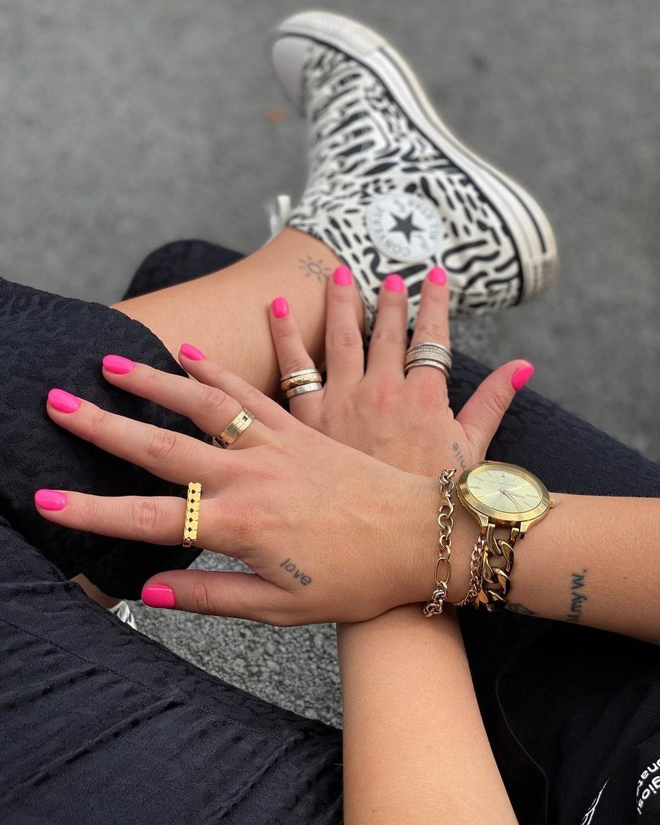 Аппаратный маникюр Тюмень